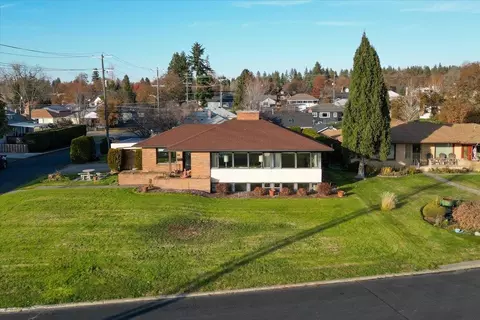 3028 W Riverview Dr, Spokane, WA 99205