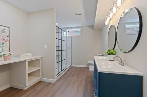 Bath - 3617 E 19th Ave, Spokane, WA 99223 photo 3 of 4
