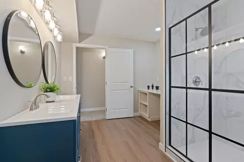 Bath - 3617 E 19th Ave, Spokane, WA 99223 photo 4 of 4