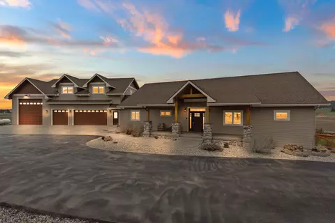 10326 E Moffat Rd, Mead, WA 99021