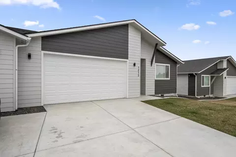 1211 N Coach Dr, Spokane Valley, WA 99016