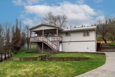 12107 E Upriver Dr, Spokane Valley, WA 99206