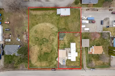 102 S Manifold Rd, Greenacres, WA 99016