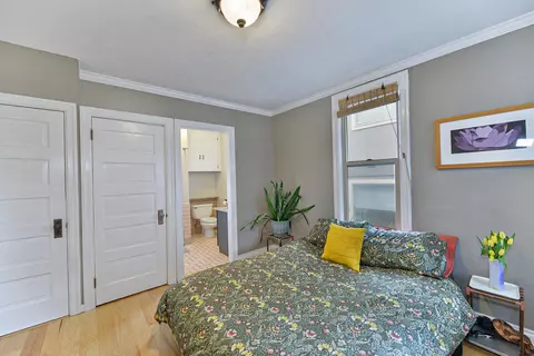 Bedroom - 927 E 8th Ave, Spokane, WA 99202 photo 2 of 2