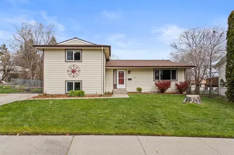 123 Holladay Dr, Cheney, WA 99004