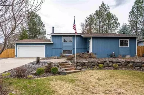 11809 S Player Dr, Spokane, WA 99223