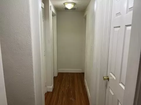 Entry Way - 2724 E 5th Ave, Spokane, WA 99202 photo 1 of 1