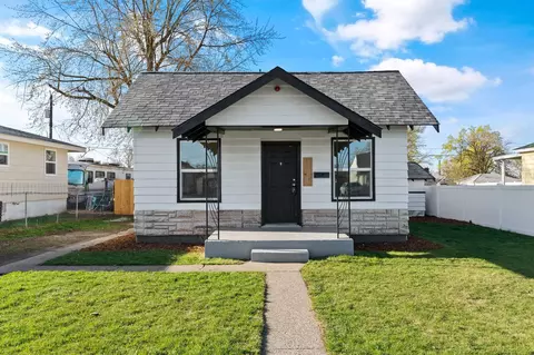 1614 E Courtland Ave, Spokane, WA 99207