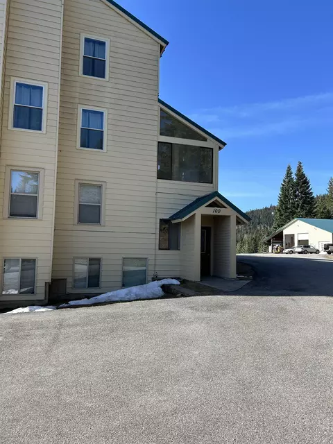 28600 N Mt Spokane Park Dr #104, Mead, WA 99021