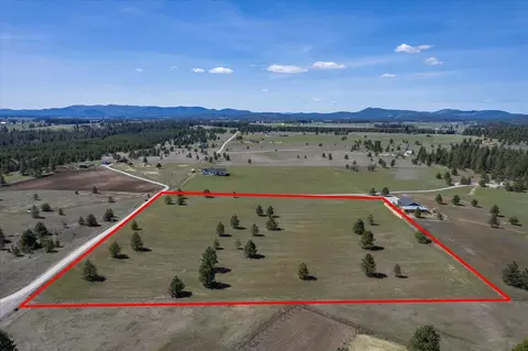 1826 W Maverick Ln, Deer Park, WA 99006