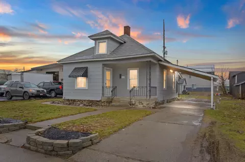 2714 N Perry St, Spokane, WA 99207
