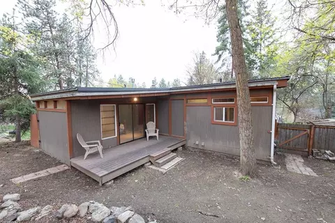 Exterior - 3918 E 12th Ave, Spokane, WA 99202 photo 3 of 6