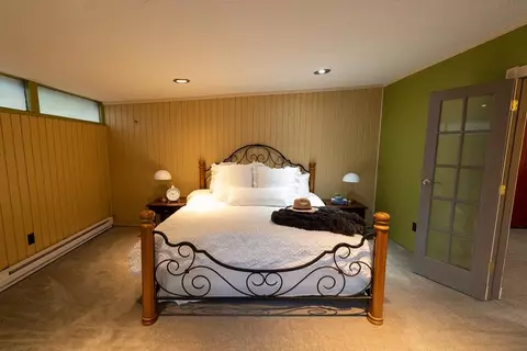 Bedroom - 3918 E 12th Ave, Spokane, WA 99202 photo 1 of 4