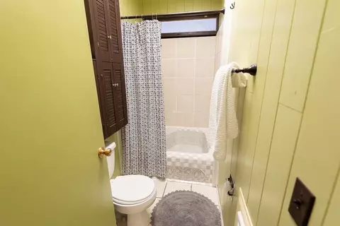 Bath - 3918 E 12th Ave, Spokane, WA 99202 photo 3 of 3