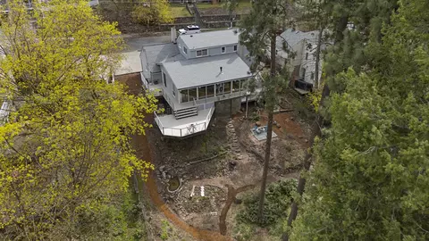 Exterior - 1729 E 18th Ave, Spokane, WA 99203 photo 4 of 6