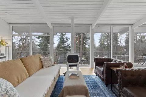 Living - 1729 E 18th Ave, Spokane, WA 99203 photo 2 of 6