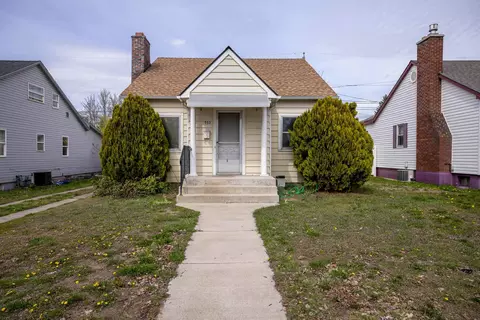 553 E Hoffman Ave, Spokane, WA 99207