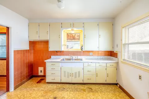 Other - 553 E Hoffman Ave, Spokane, WA 99207 photo 3 of 8