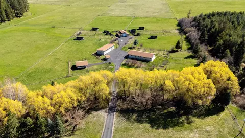27816 N Elk Chattaroy Rd, Chattaroy, WA 99003