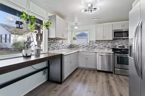 4518 E 6th Ave, Spokane Valley, WA 99212 photo 8