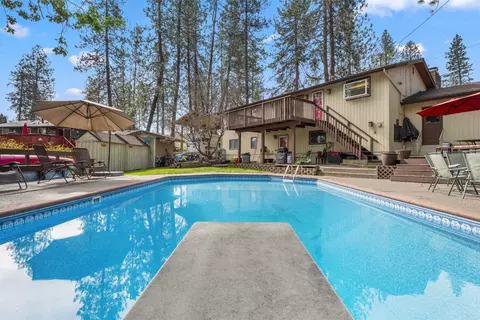 918 W Falcon Ave, Spokane, WA 99218