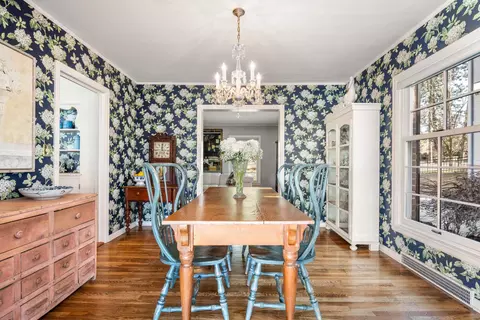 Dining - 720 E 27th Ave, Spokane, WA 99203 photo 3 of 6