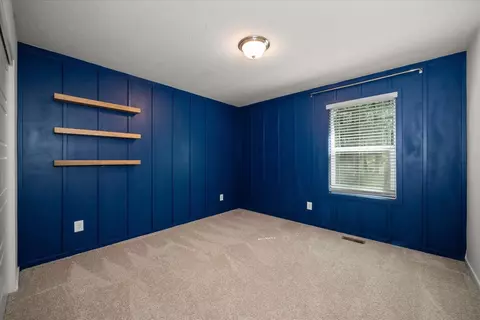 Bedroom - 1110 E Silver Pine Rd, Colbert, WA 99005 photo 5 of 6