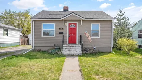 528 E North Ave, Spokane, WA 99207 photo 2
