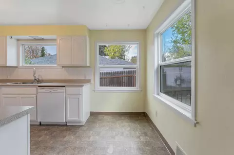 2928 E 15th Ave, Spokane, WA 99223 photo 11