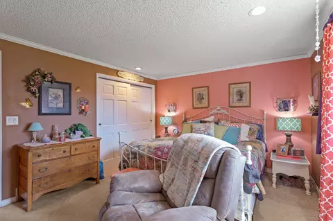 Bedroom - 11706 E 36th Ave, Spokane Valley, WA 99206 photo 2 of 5