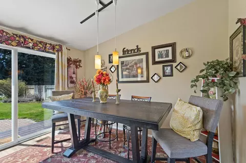 Dining - 11706 E 36th Ave, Spokane Valley, WA 99206 photo 1 of 2
