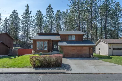 5711 W Lyons Ct, Spokane, WA 99208