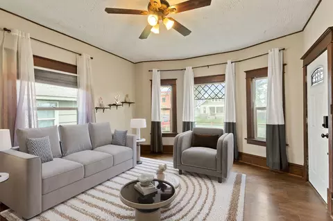 Living - 1828 E 4th Ave, Spokane, WA 99202 photo 1 of 1