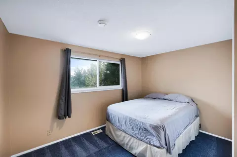 Bedroom - 3205 E 11th Ave, Spokane, WA 99202 photo 7 of 7
