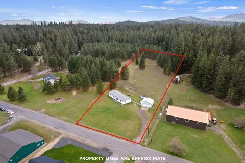 25015 E Hauser Lake Rd, Newman Lake, WA 99025