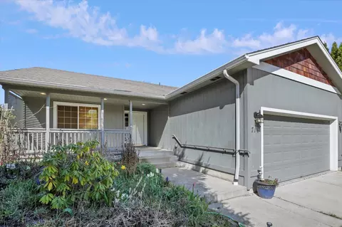 718 S Wilbur Ct, Spokane Valley, WA 99206