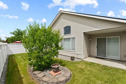 Exterior - 1644 E Vanetta Ln, Spokane, WA 99217 photo 6 of 7