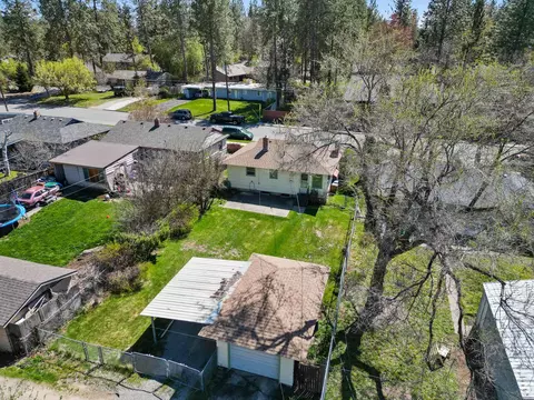 View/Area - 1917 E Thurston Ave, Spokane, WA 99203 photo 3 of 3