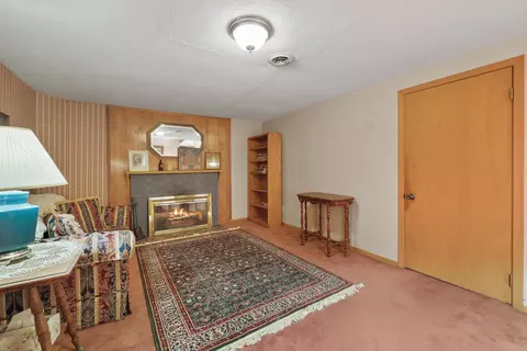 Living - 1917 E Thurston Ave, Spokane, WA 99203 photo 5 of 6