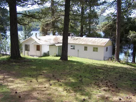 4581 Kenny Way, Loon Lake, WA 99148