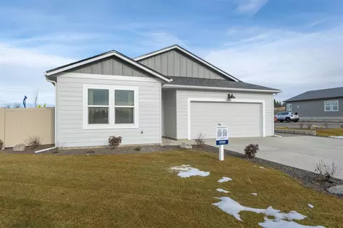 5621 W Jamestown Ln, Spokane, WA 99208