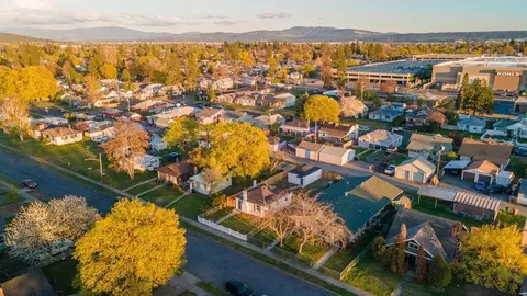 118 Everett Ave, Spokane, WA 99207 photo 24