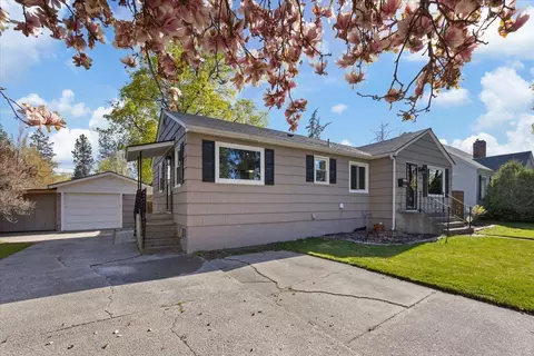 918 E 38th Ave, Spokane, WA 99203 photo 4