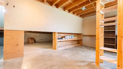 Exterior - 10018 E 15th Ave, Spokane Valley, WA 99206 photo 3 of 8