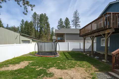 Exterior - 709 E Canterbury Ln, Colbert, WA 99005 photo 10 of 12