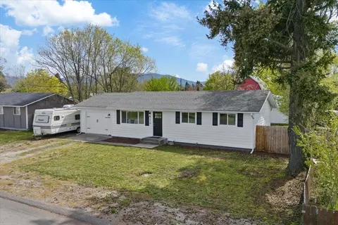 17918 E Springfield Ave, Spokane Valley, WA 99016