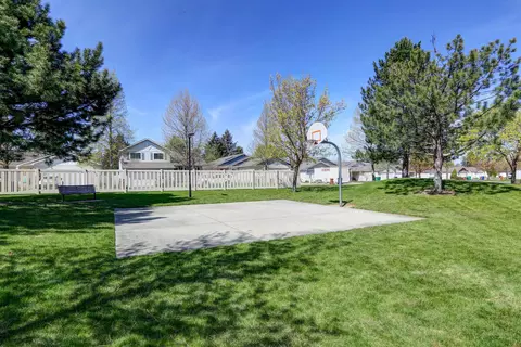 Exterior - 1648 E Beacon Ln, Spokane, WA 99217 photo 12 of 12