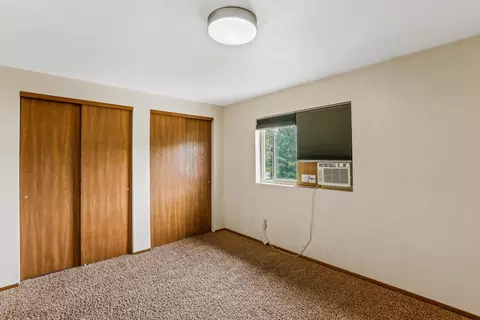 Bedroom - 14824 E Olympic Ave, Spokane Valley, WA 99216 photo 2 of 3