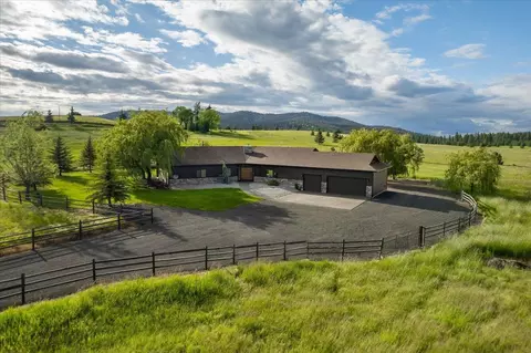 11907 E Gibbs Rd, Valleyford, WA 99036