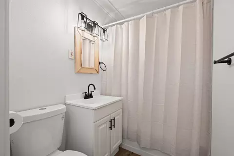 Bath - 7422 E 3rd Ave, Spokane Valley, WA 99212 photo 1 of 1